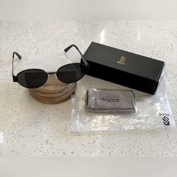 NWT Sojos Black Retro Oval Sunglasses - Picture 1 of 7